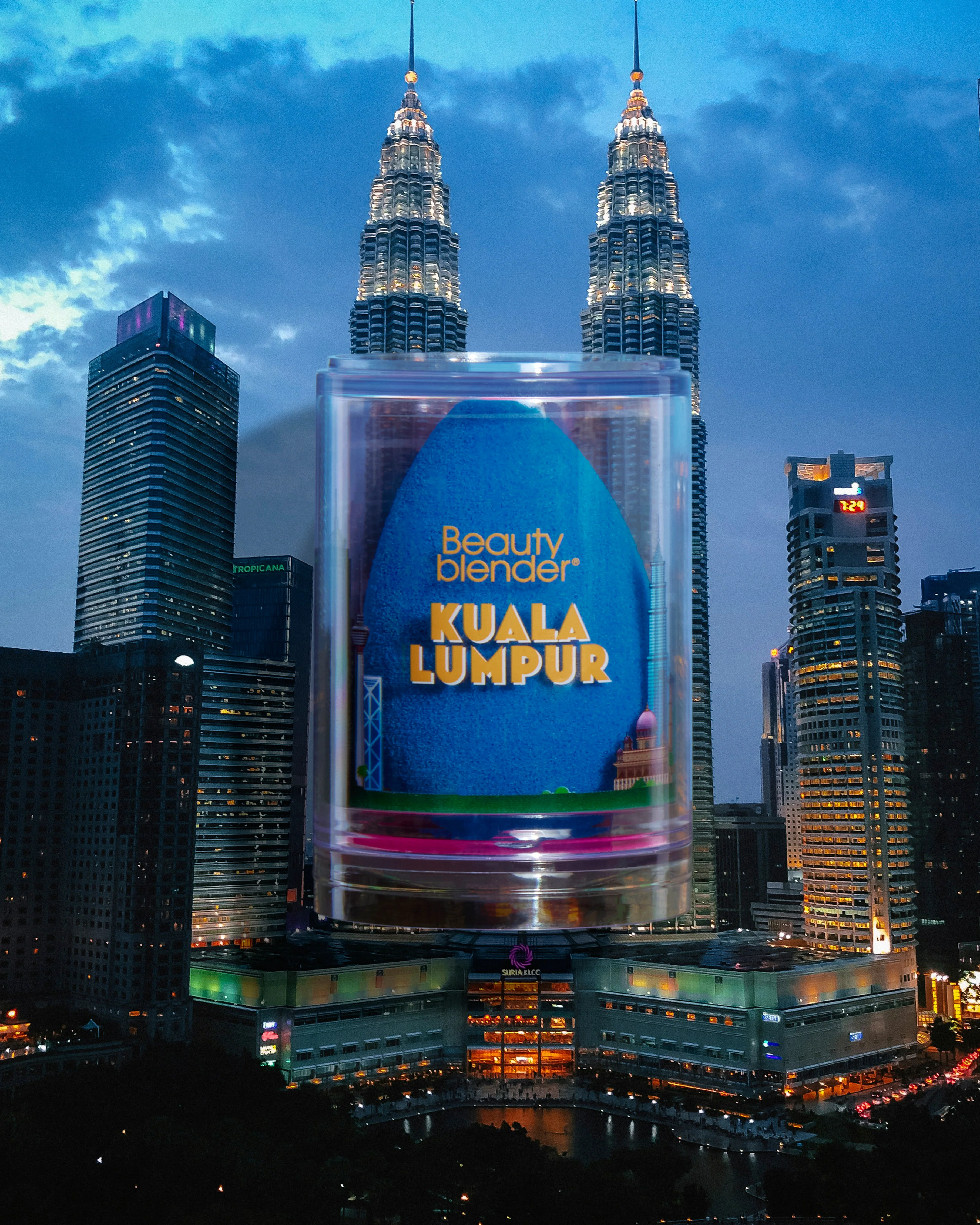 Beautyblender® Kuala Lumpur Makeup Sponge - Image 3